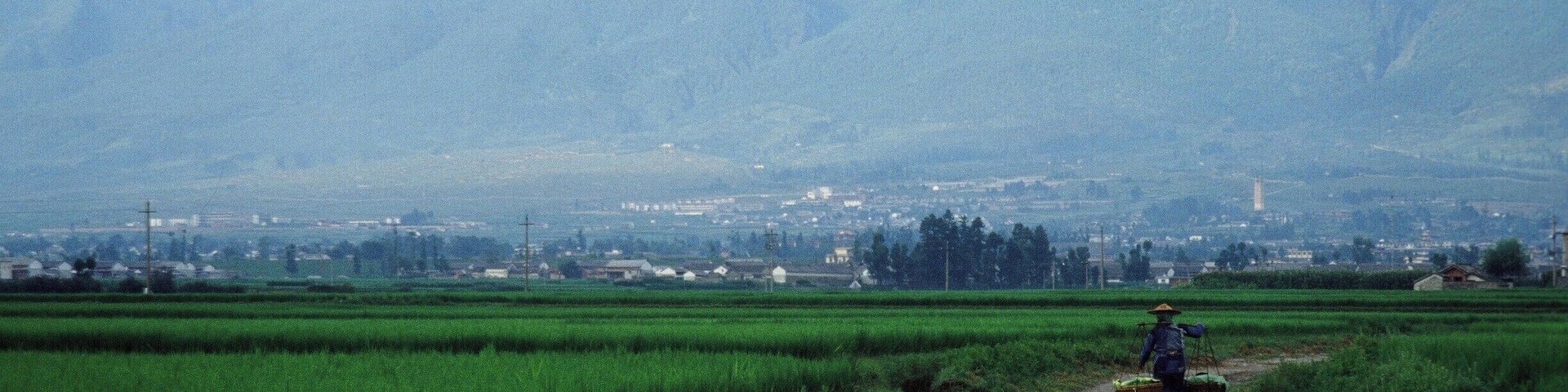 Cycling near Dali. These photos were actually taken 25 years ago with old slide film, so they don't really qualify as "discoveries." But I recently got my Asia photos digitized and wanted to share them.