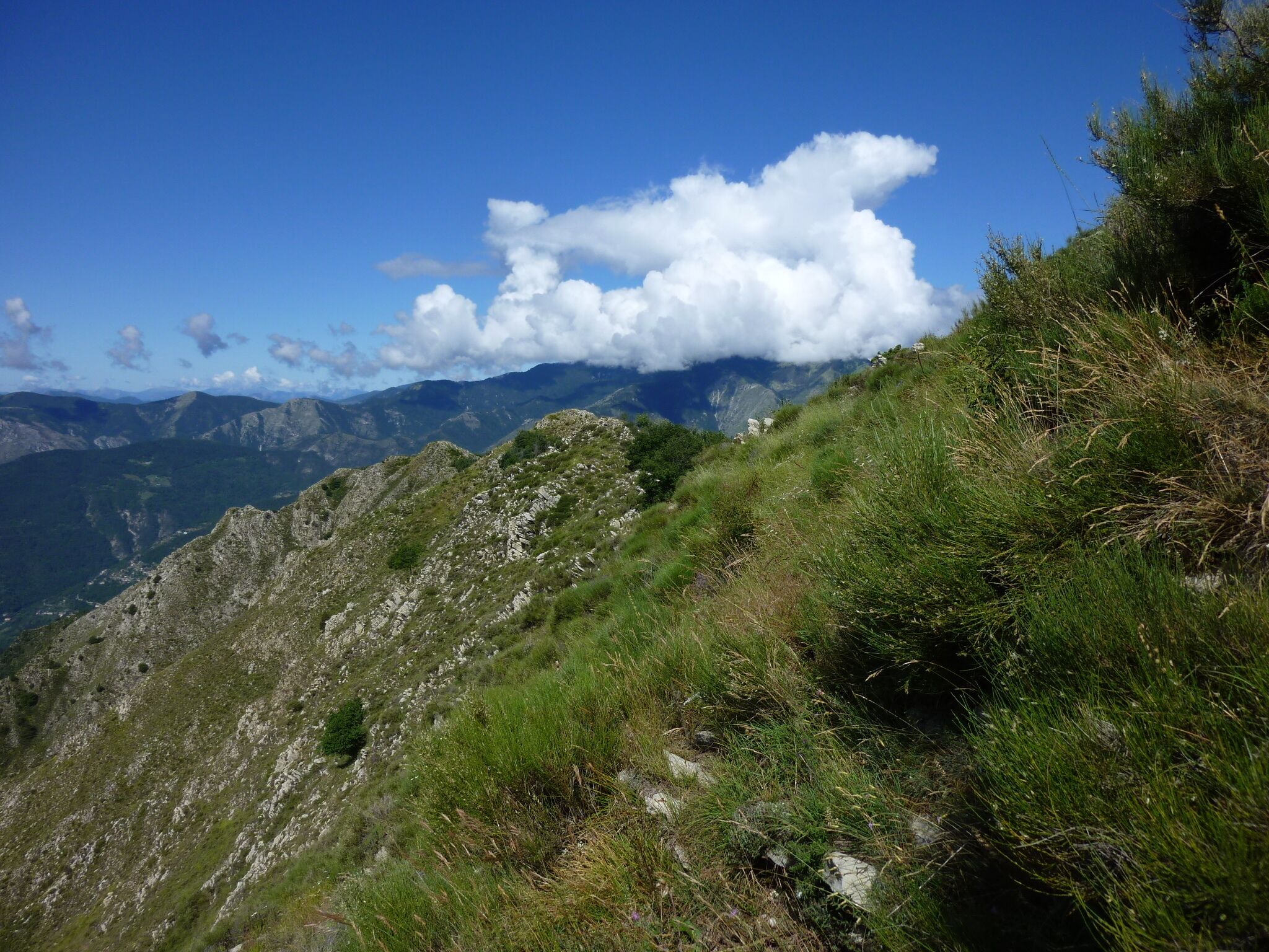 Crête en direction de la cime des Vallières