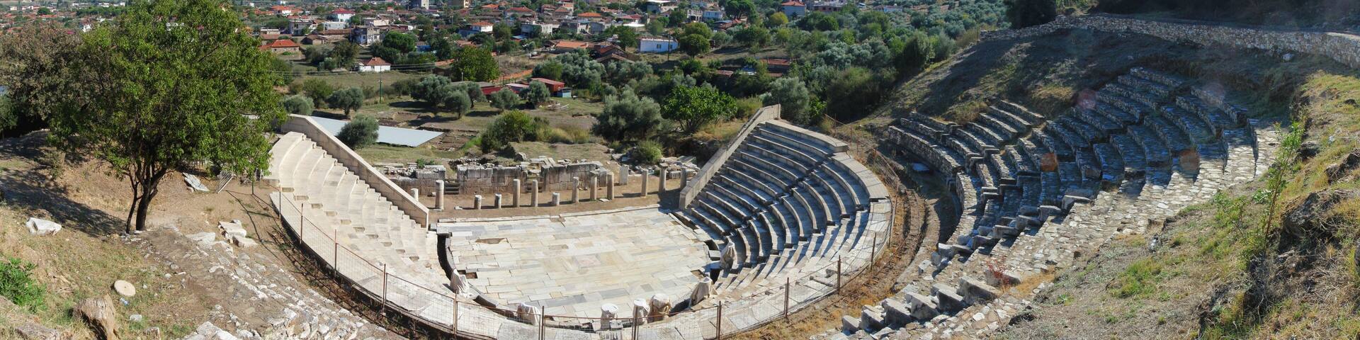 Metropolis antique city theather