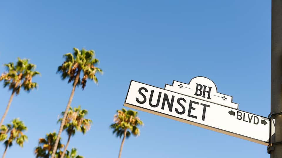 A street sign for Sunset Blvd.