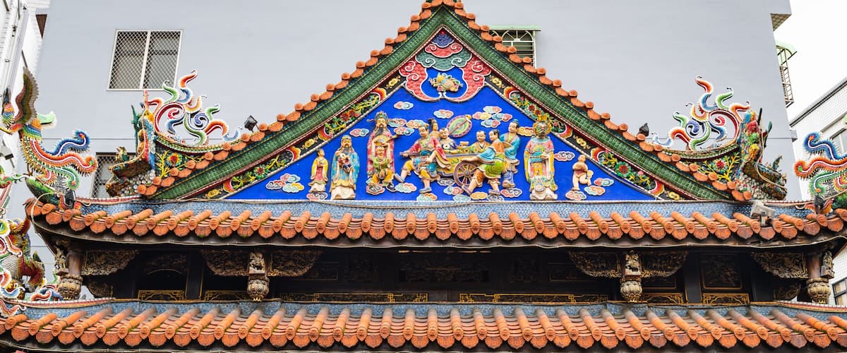 Sanxia featuring heritage elements