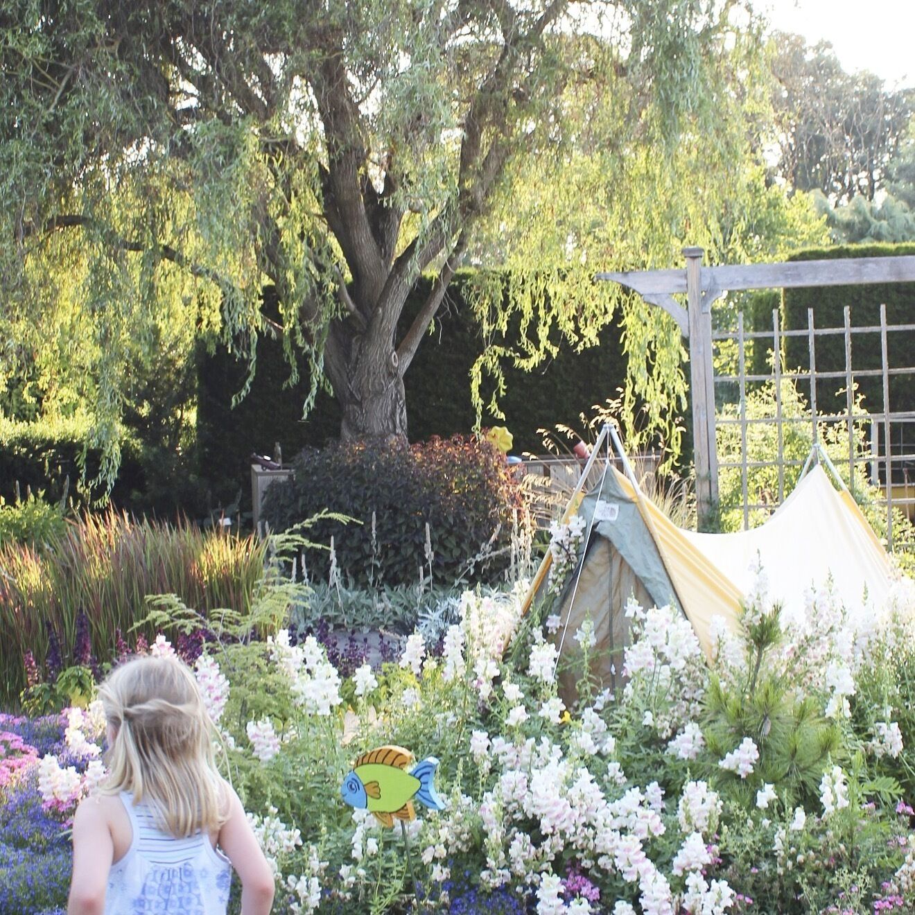 A magical place to explore with your family or on a date, theres something special around every corner here. Check out the Frank Lloyd Wright house or have dinner at  the resort hotel! 