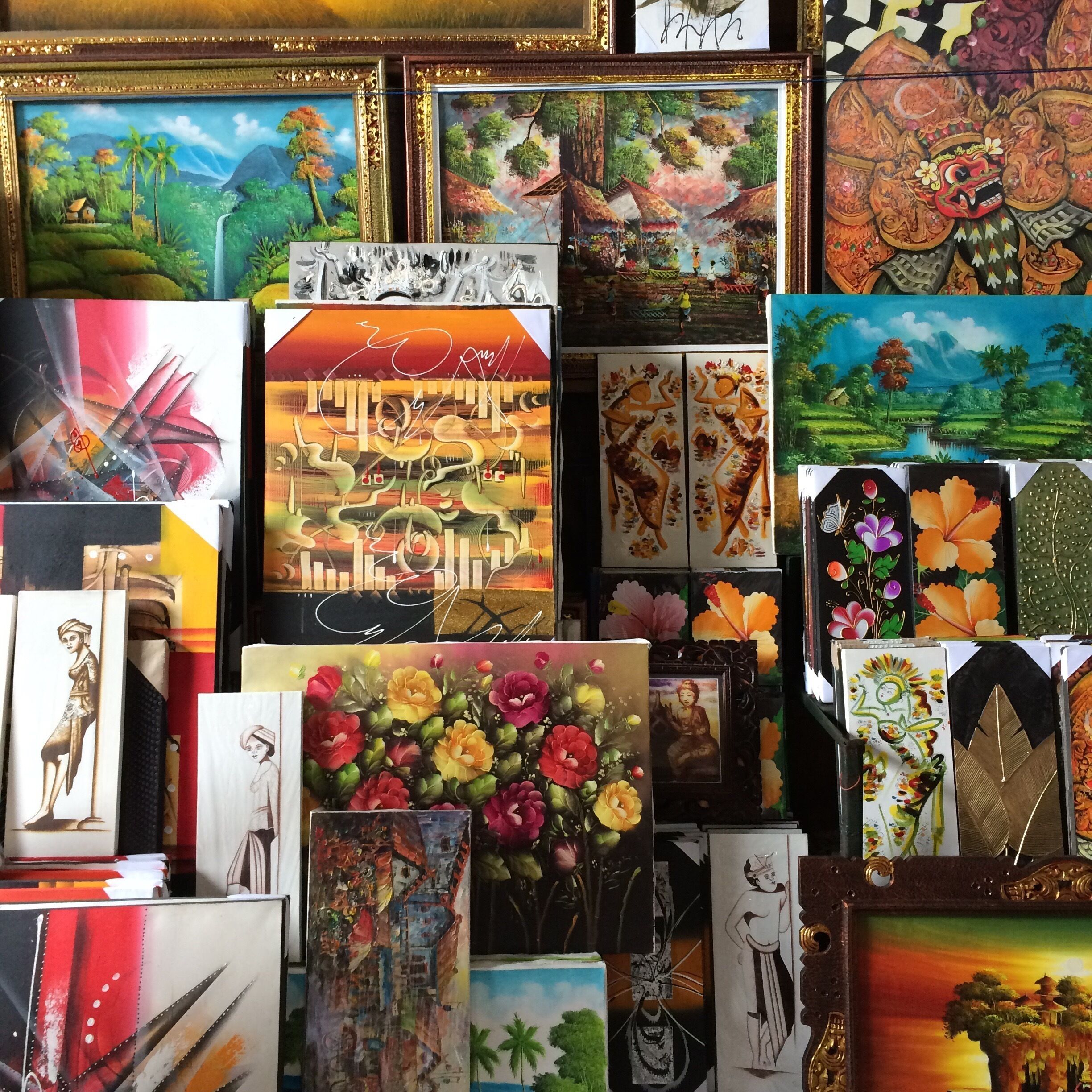 This is one of Bali Traditional Markets where you can buy Art Stuffs at the lowest price.