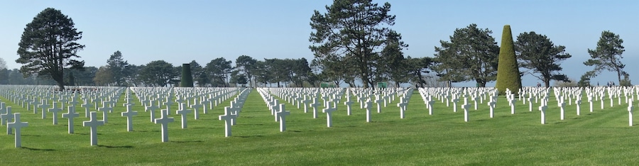 Normandy, traces of D-day
The impressive “Normandy American Cemetery and Memorial” covers 172 acres and contains the graves of 9,385 of US military dead, most of whom lost their lives in the D-Day landings and ensuing operations. #Omaha_Beach #D_day_Normandy