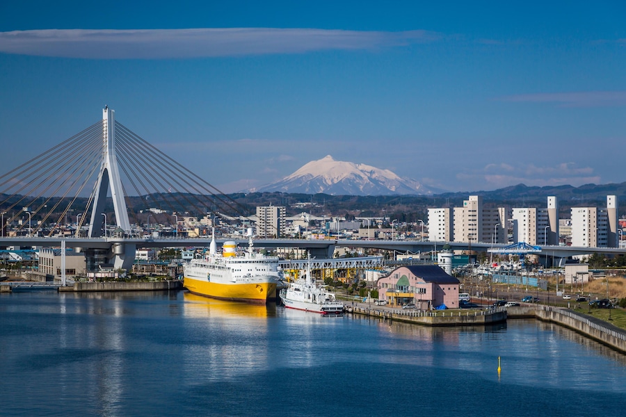 JB28PW The port city of Aomori, northern Japan, Tohoku region.