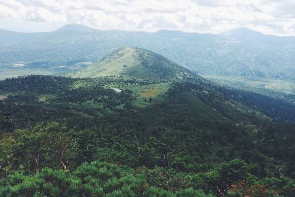 Hiking to the peak of Mt. Otake in the Hakkoda Mountain range. The views from the top are amazing. Extra nice is the onsen waiting for you at the trailhead! #hiking