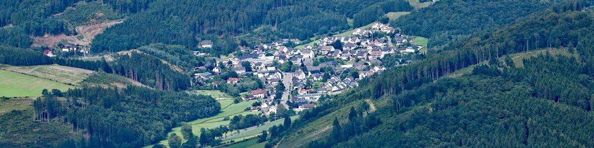 Luftaufnahme: Lennestadt-Oedingen und Umgebung, Blick Richtung Nordosten, Nordrhein-Westfalen