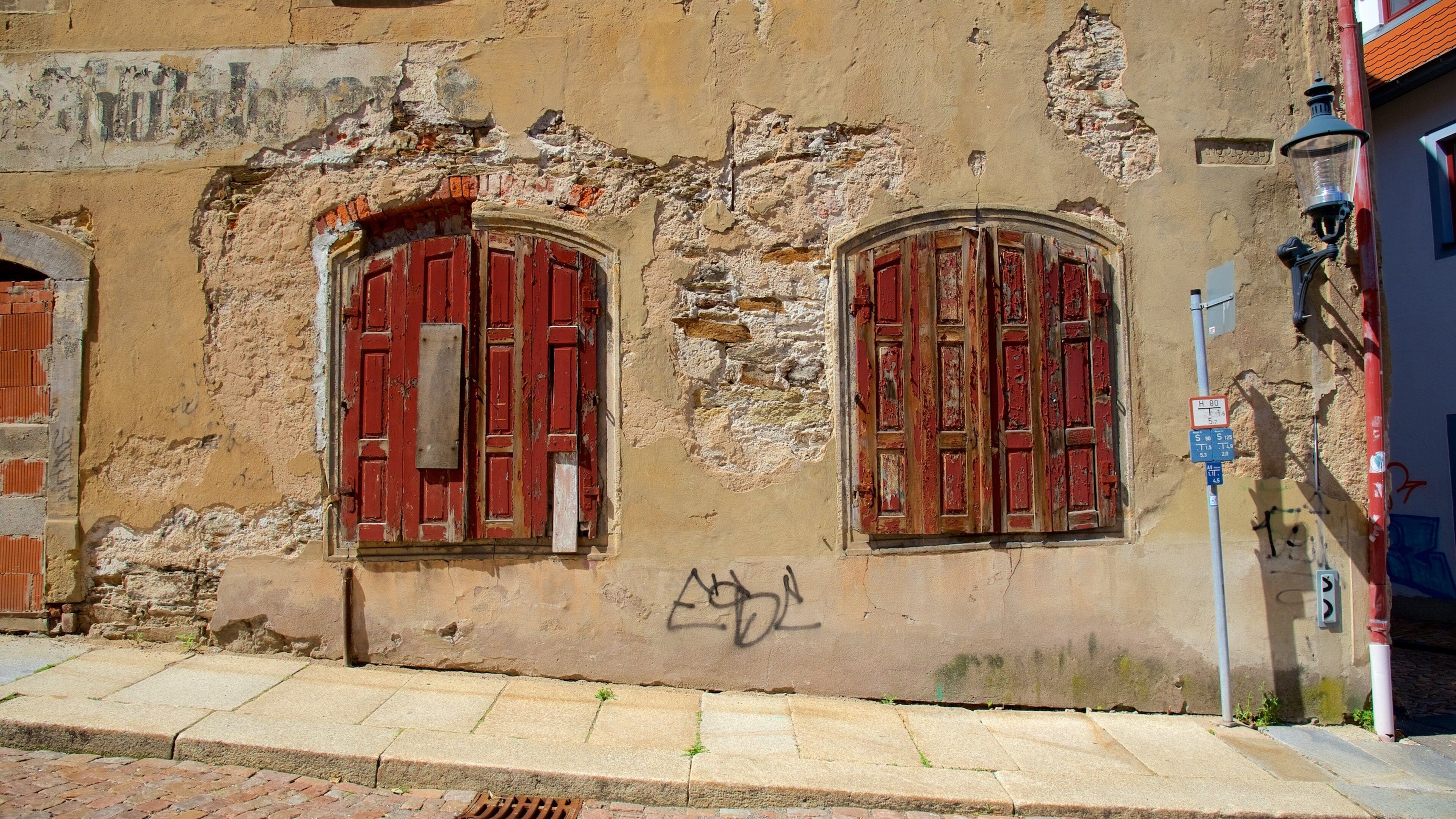 Freiberg which includes heritage elements