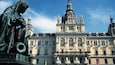 Grazer Rathaus inclusief religieuze elementen, historische architectuur en een overheidsgebouw