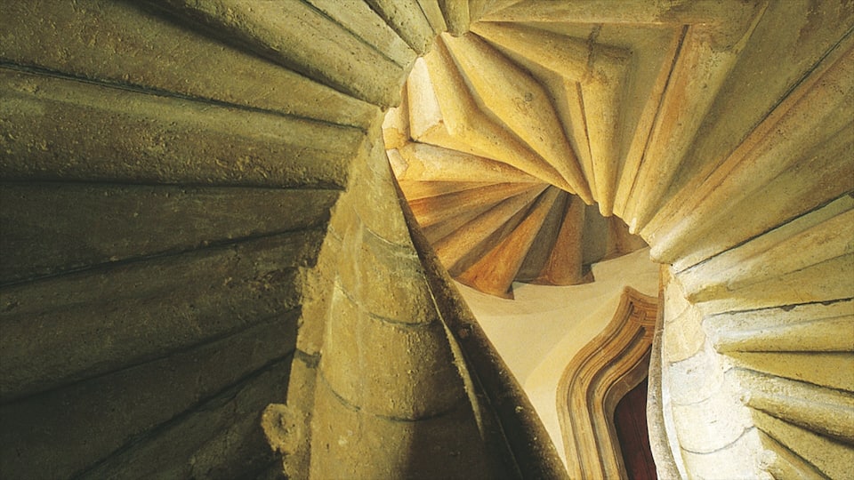 Graz Castle featuring heritage architecture, heritage elements and interior views