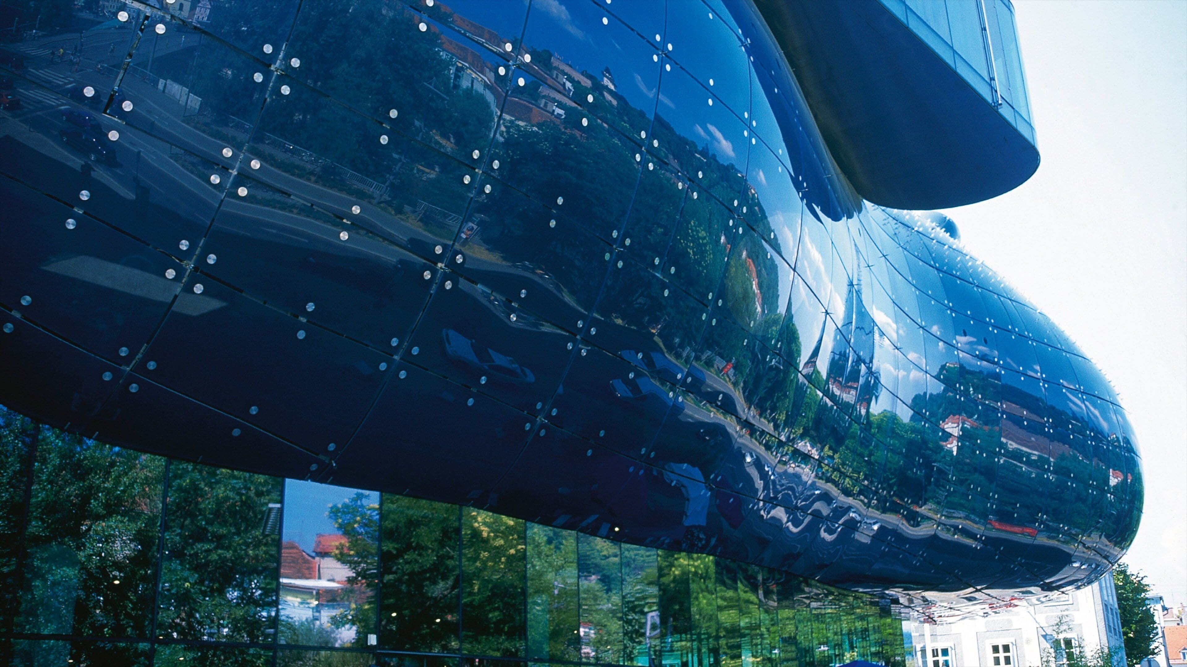 格拉茨艺术博物馆