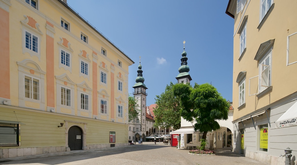 Edificio Landhaus ofreciendo elementos del patrimonio
