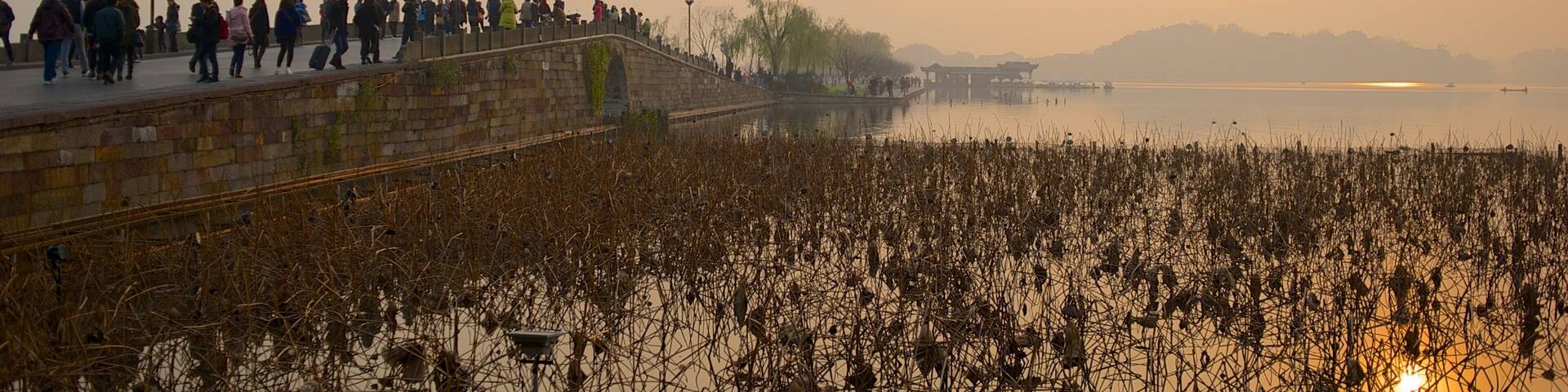 Broken Bridge showing a sunset and general coastal views