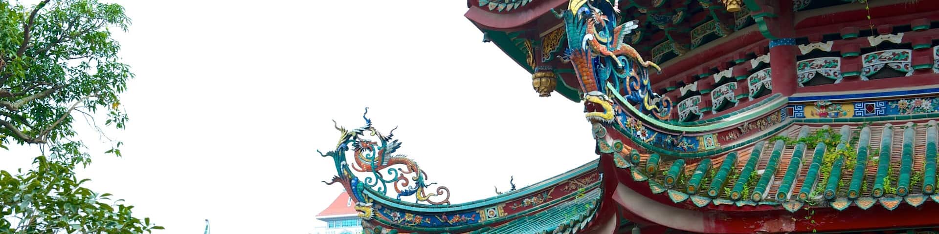 Nanputuo Temple which includes religious aspects and a temple or place of worship