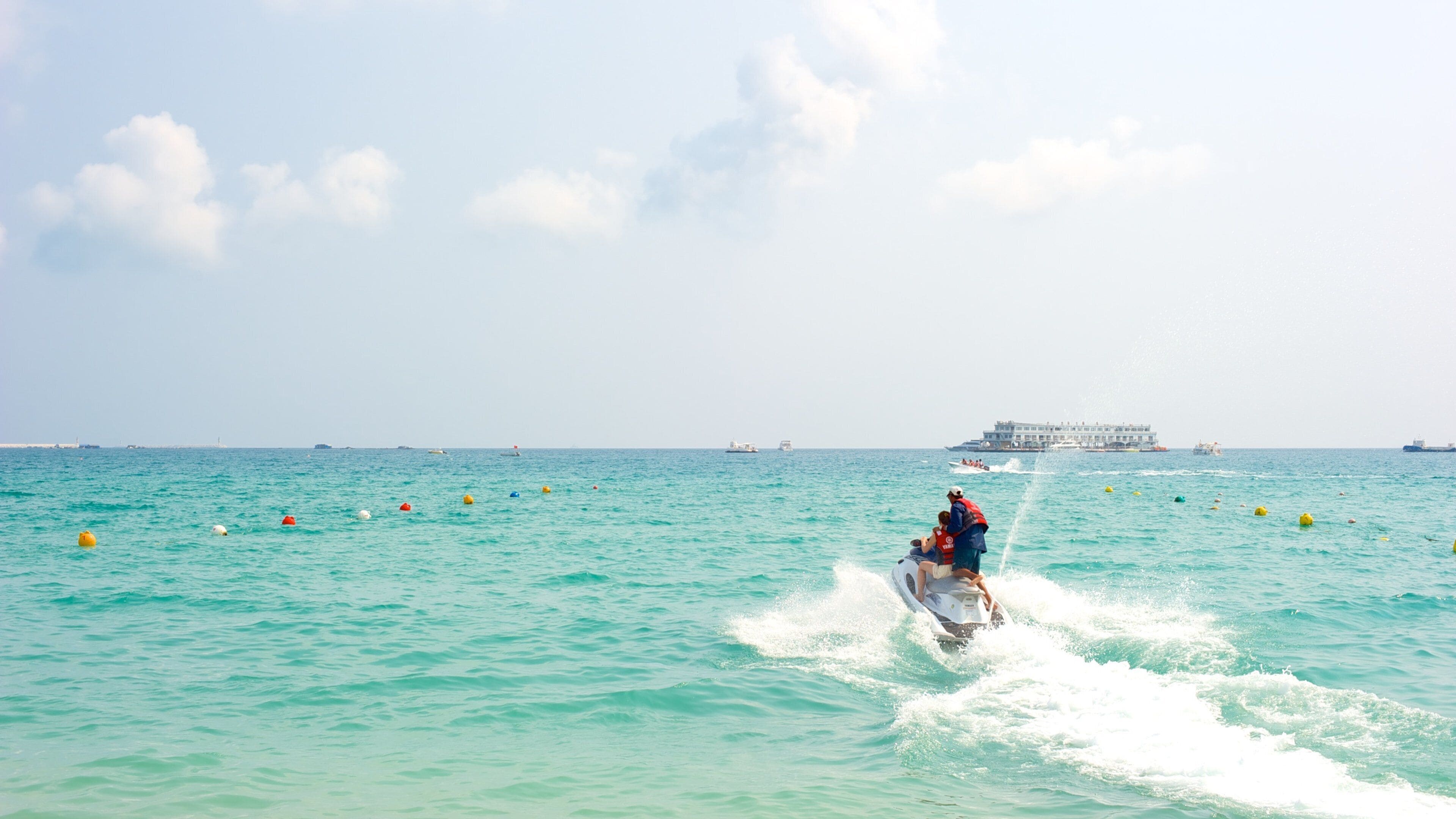 <h2>Top places to stay near the beach</h2>