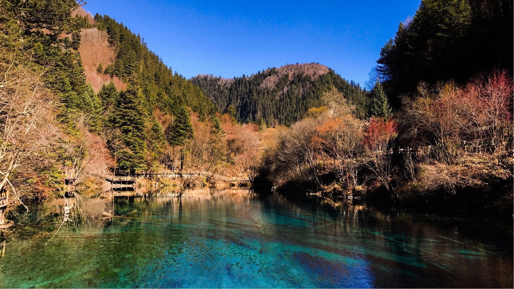 五花海。Five Flower Lake. Photo edited by PS Express:)