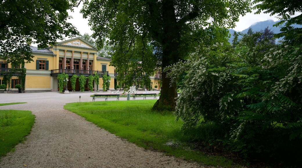 Kaiservilla Bad Ischl que inclui elementos de patrimĂŽnio, um parque e uma casa