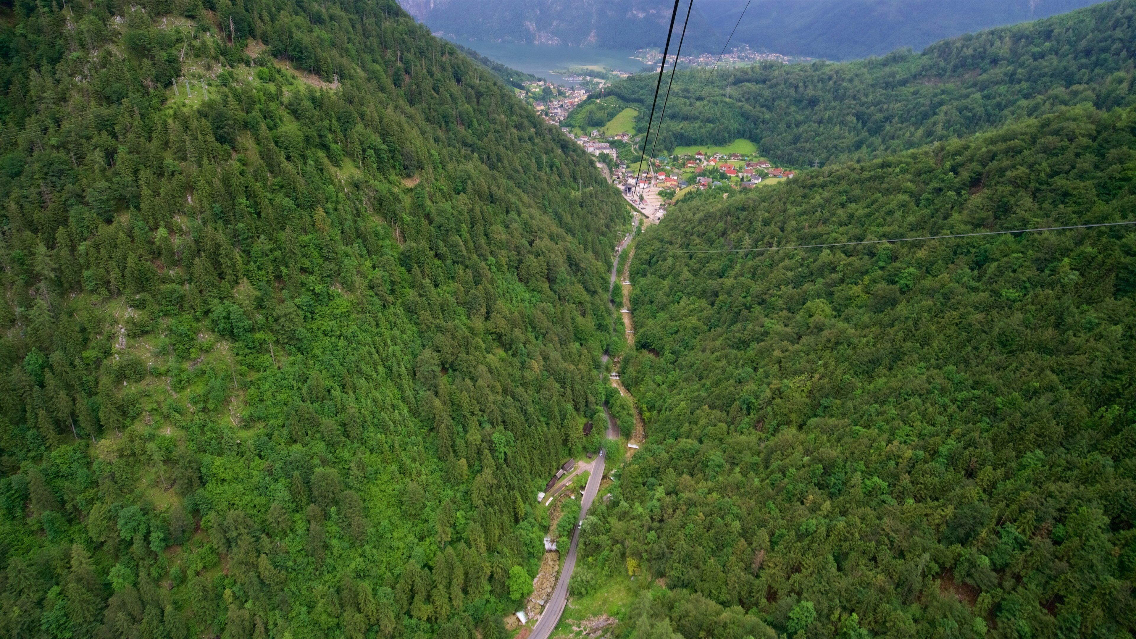 Feuerkogel Ski Resort which includes a gondola and tranquil scenes