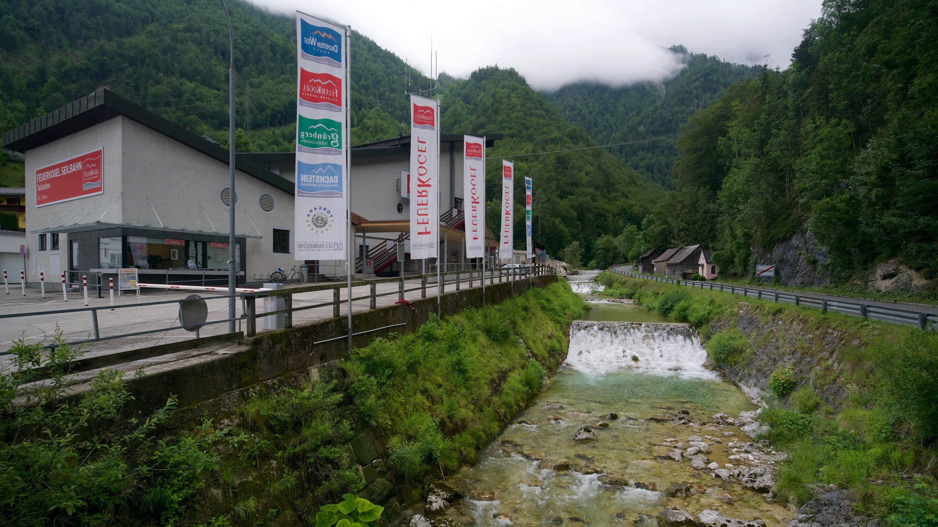 費戈勒爾滑雪場 其中包括 寧靜的景觀 和 河流或小溪