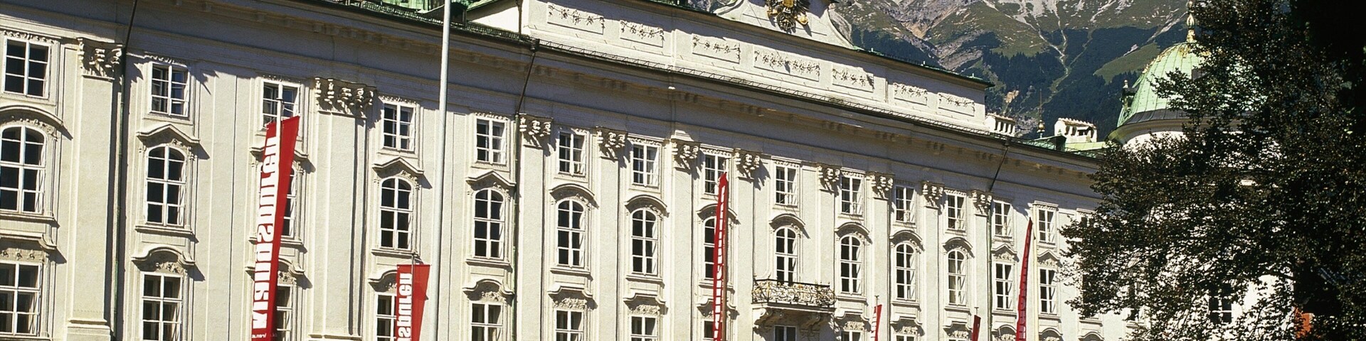 Imperial Palace featuring heritage architecture, street scenes and a city