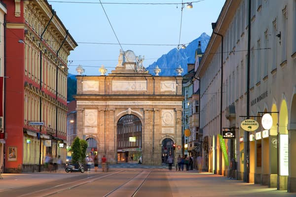 Arc de triomphe qui includes patrimoine architectural et patrimoine historique