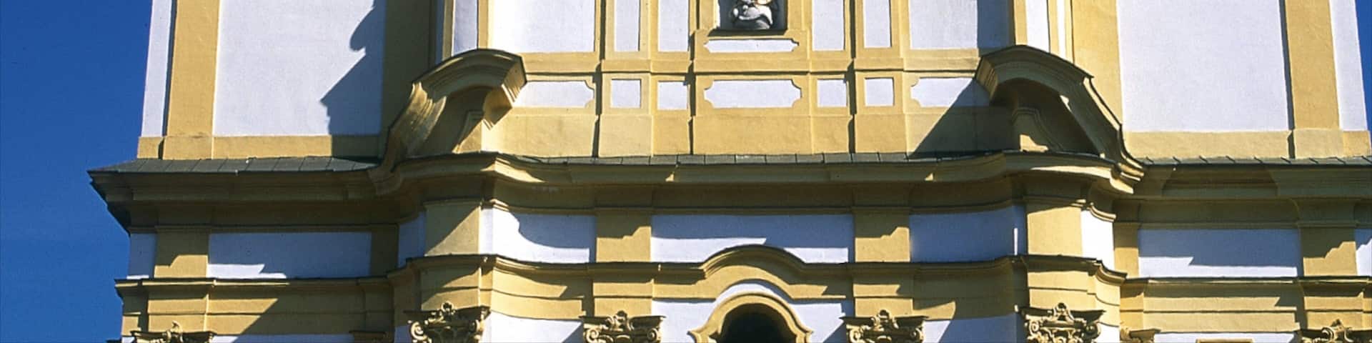 Wilten Basilica featuring religious aspects, a church or cathedral and heritage architecture