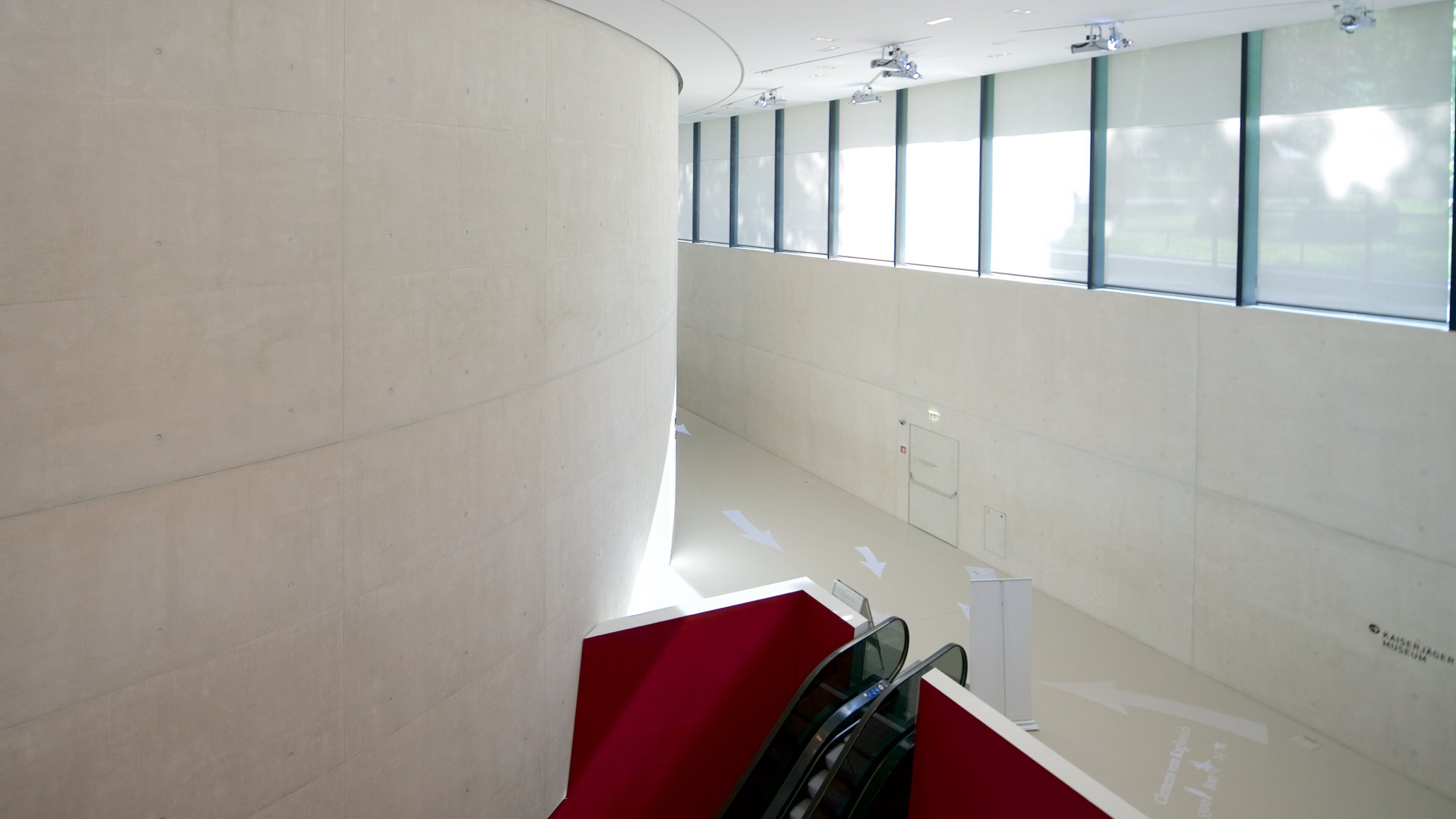 蒂羅爾觀景台 设有 內部景觀