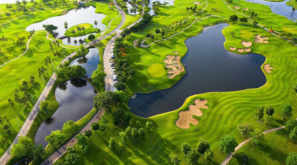 顶峰乡间俱乐部