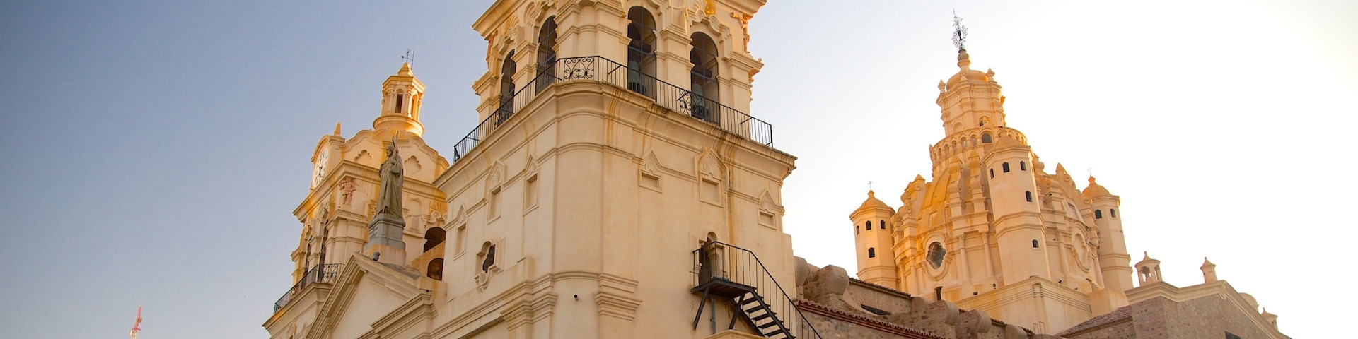 Catedral de Córdoba mostrando arquitectura patrimonial