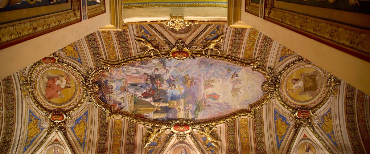 Nhà thờ Cordoba trong đó bao gồm nhà thờ, kiến trúc di sản và tôn giáo