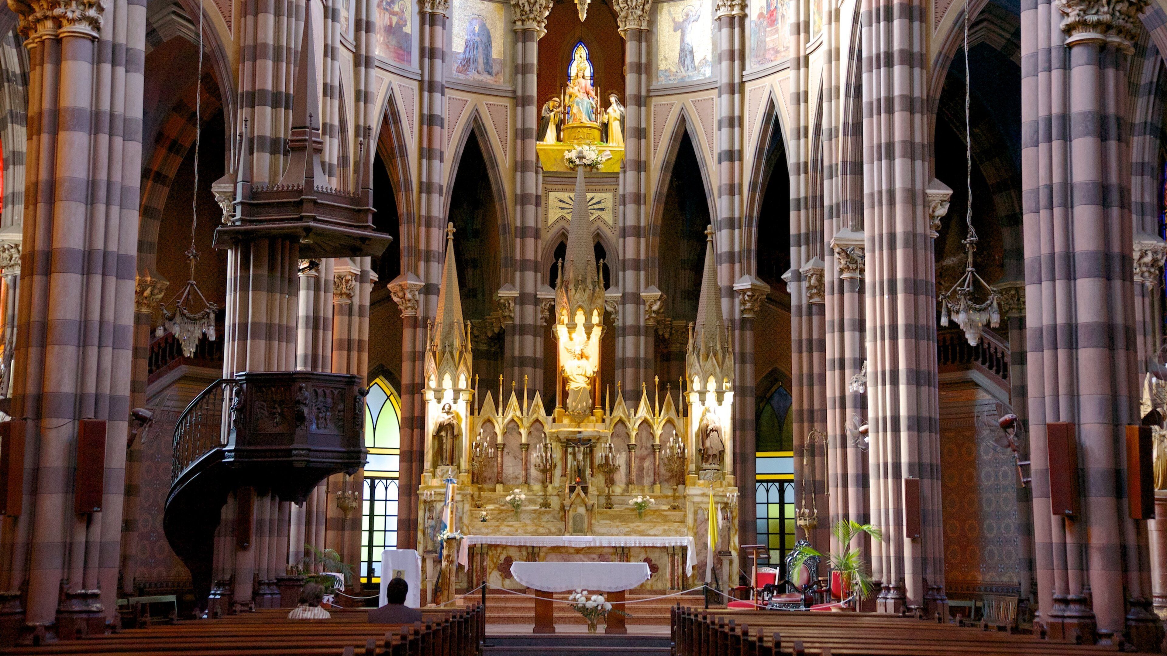 Sagrado Corazon Church showing a church or cathedral, interior views and heritage architecture