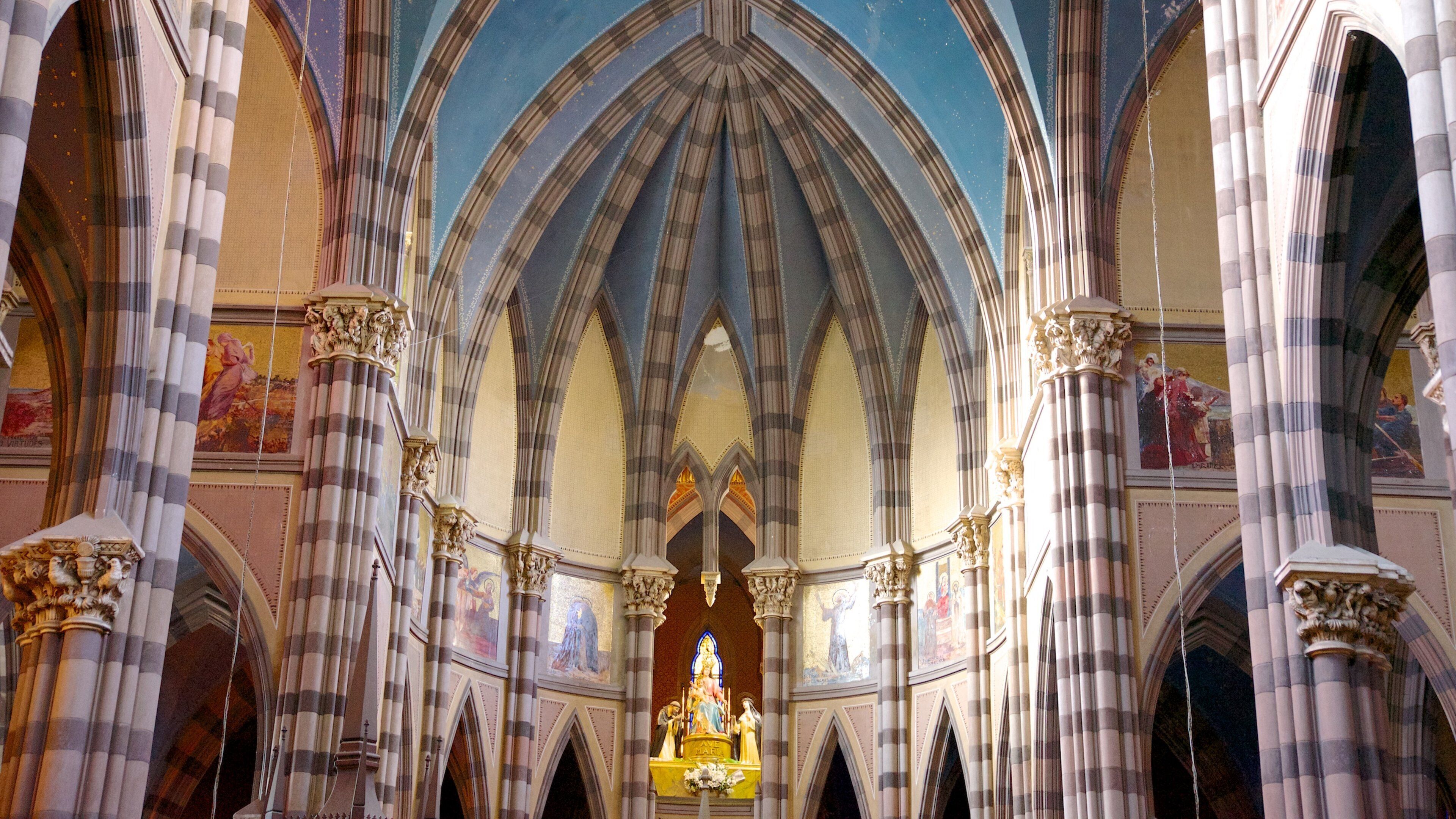 Sagrado Corazon Church featuring interior views, heritage architecture and religious aspects