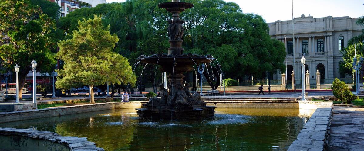 Plaza, Colón, Córdoba
