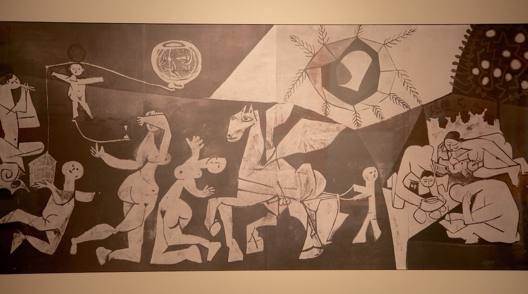 Municipal Museum of Modern Art featuring art