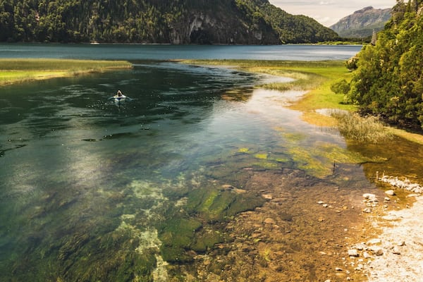 I am not sure if it is on this spot, but i know that this picture is made on a bridge. On the other side of the bridge you can make a long walk and a possibility to see a panther.