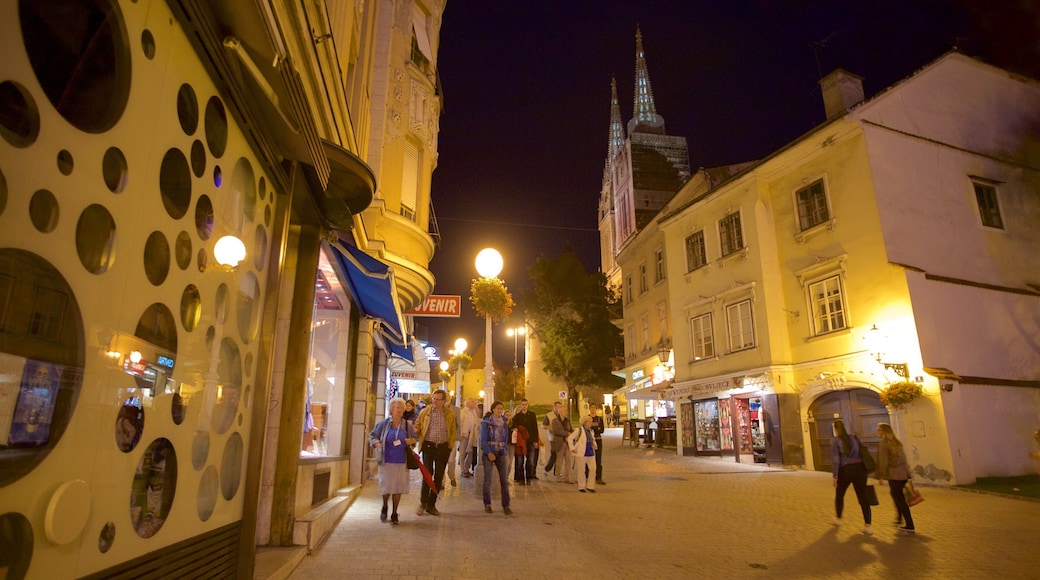 Ban Jelacic Square which includes night scenes, heritage architecture and a square or plaza