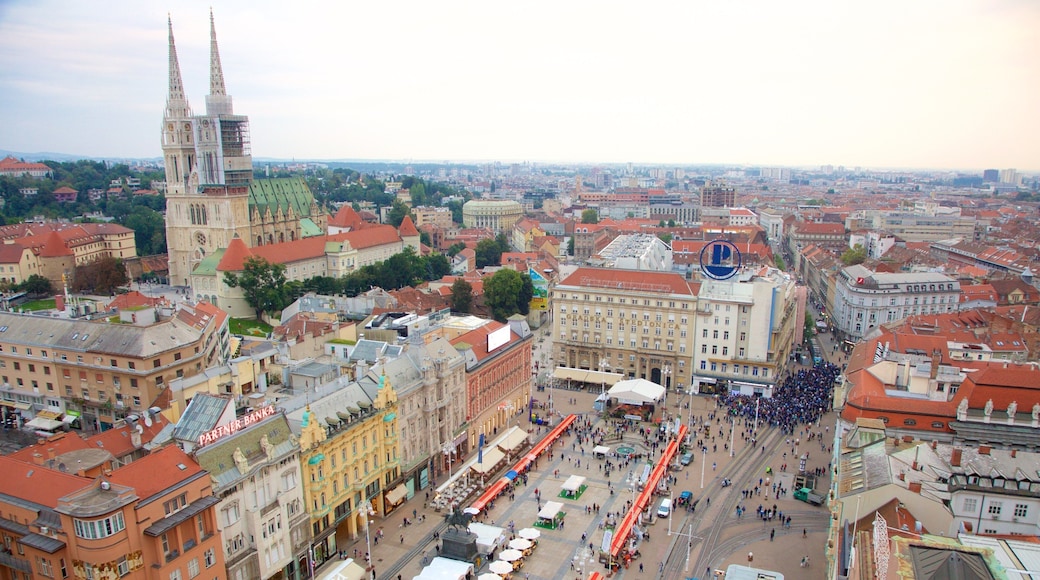 Ban Jelacic Square showing a city