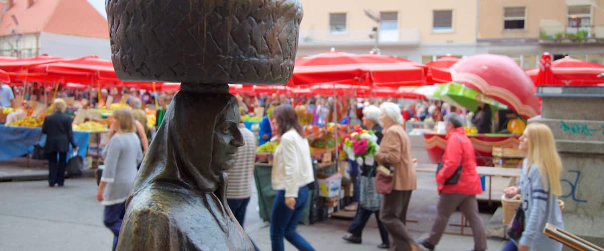 Dolac showing a statue or sculpture and markets