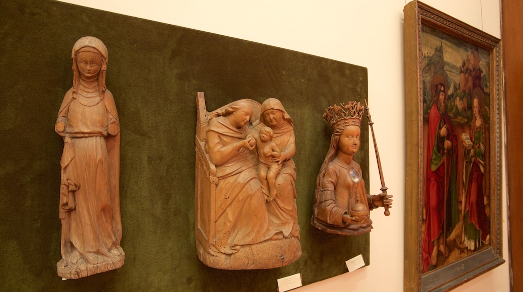 Strossmayer-Galerie der Alten Meister welches beinhaltet Innenansichten und Kunst