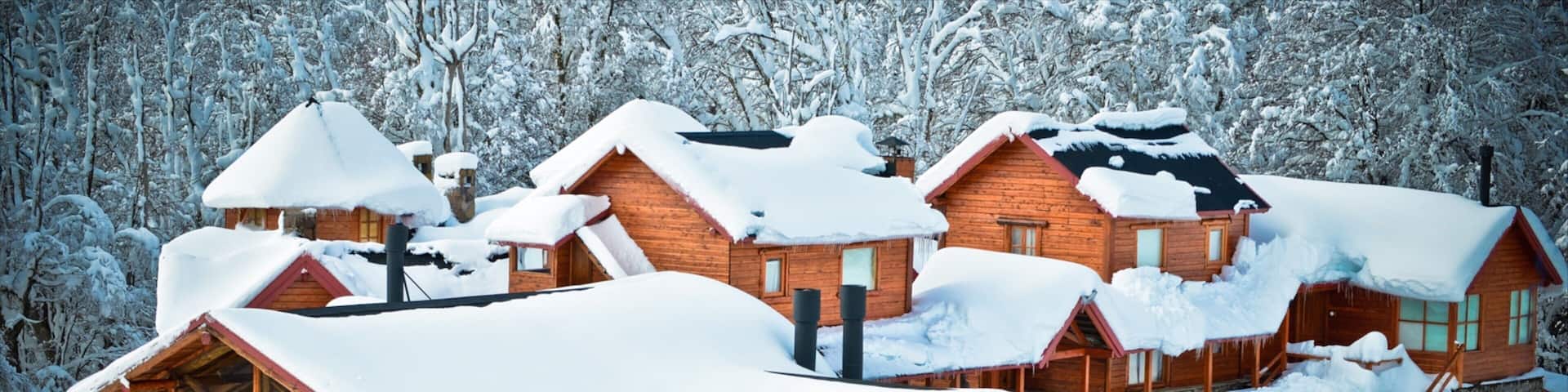 Station de ski Cerro Chapelco montrant hĂŽtel ou complexe de luxe, ski et neige