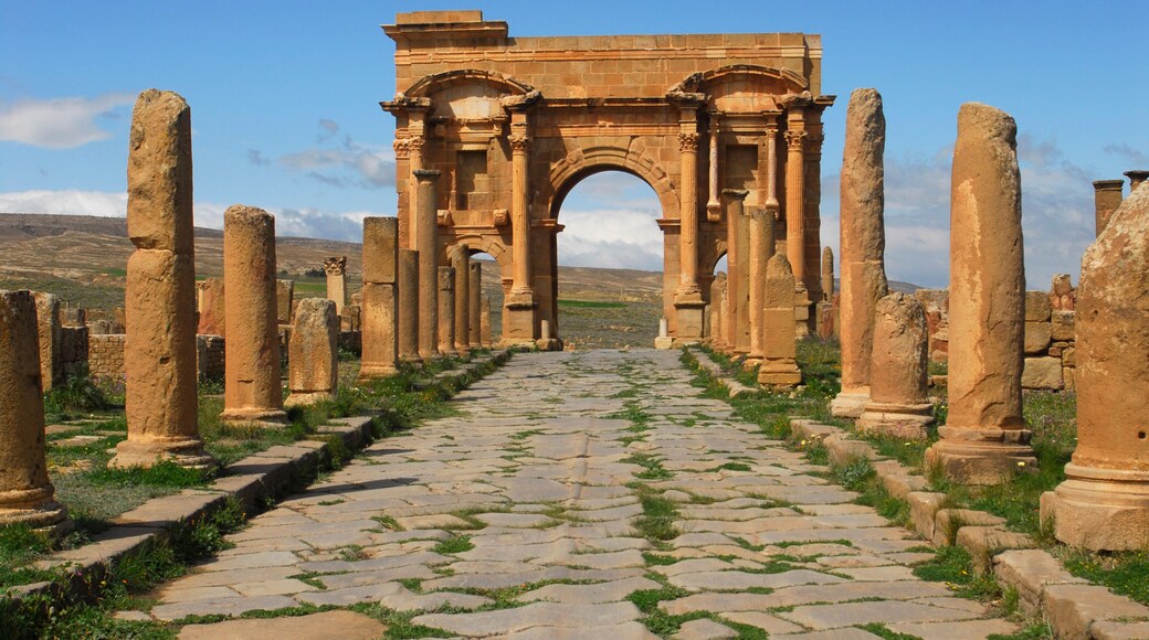 Arc de Trajan-Site de Timgad-Algerie