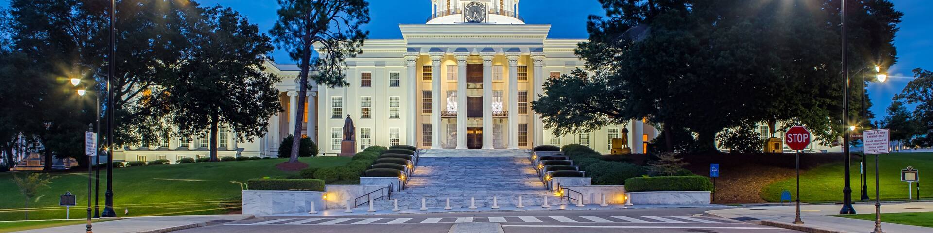 Alabama State Capitol in Montgomery at Night