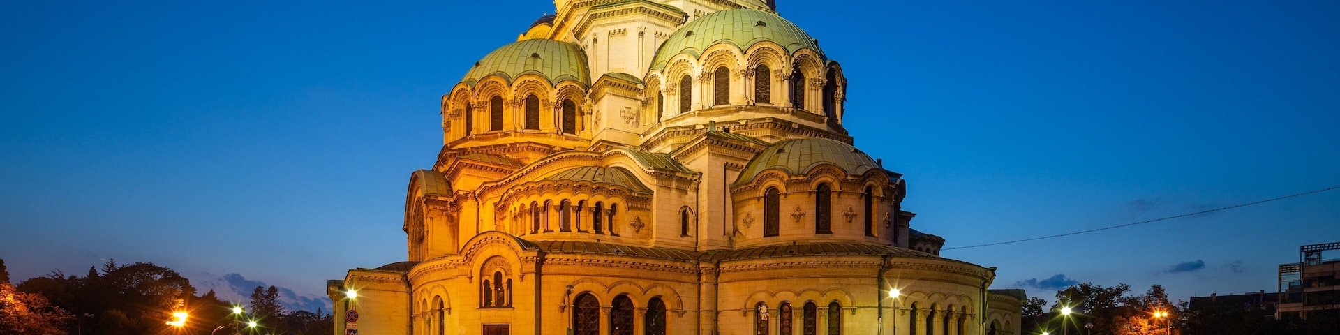 Alexander Nevski Cathedral showing heritage architecture and night scenes