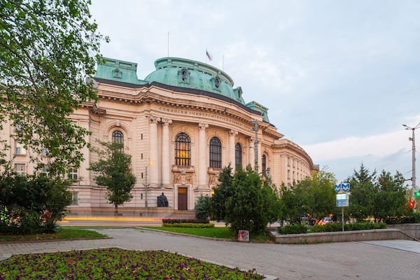 Sofia University showing a garden and heritage architecture