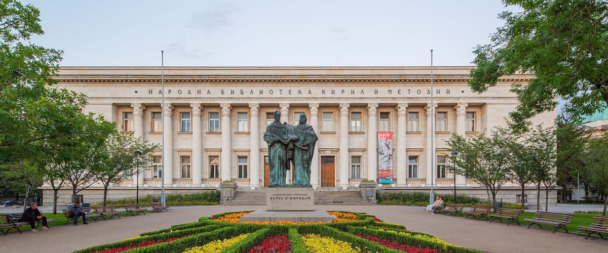 Sofia City Center showing heritage architecture, a garden and flowers
