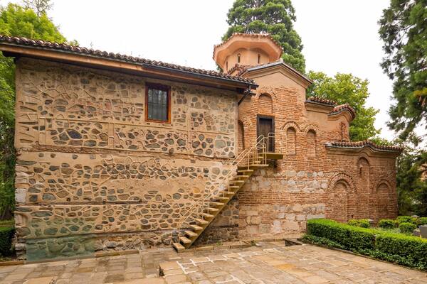 Boyana Church showing a church or cathedral and heritage elements
