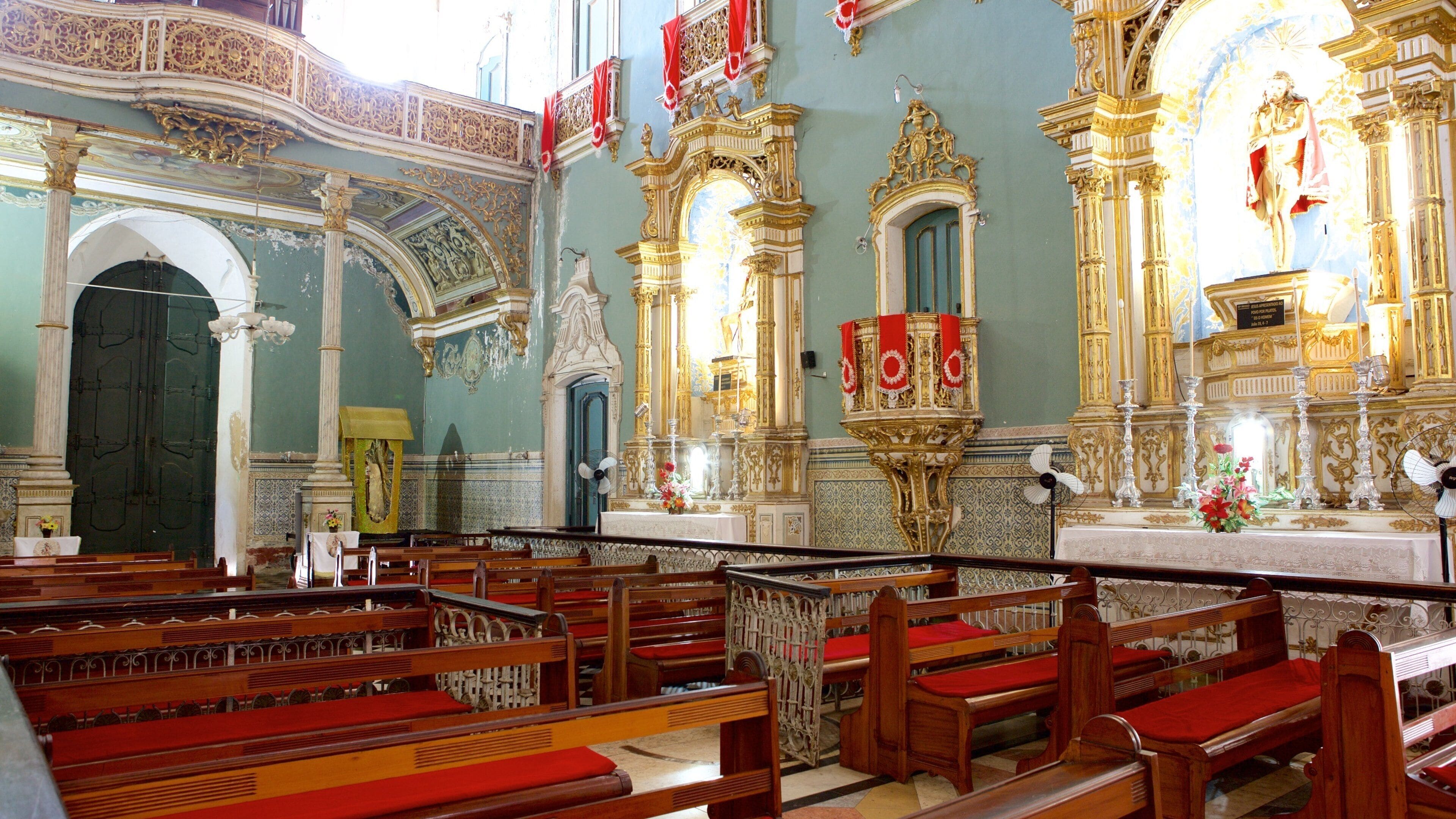 Sao Francisco Church and Convent of Salvador showing interior views, a church or cathedral and religious aspects