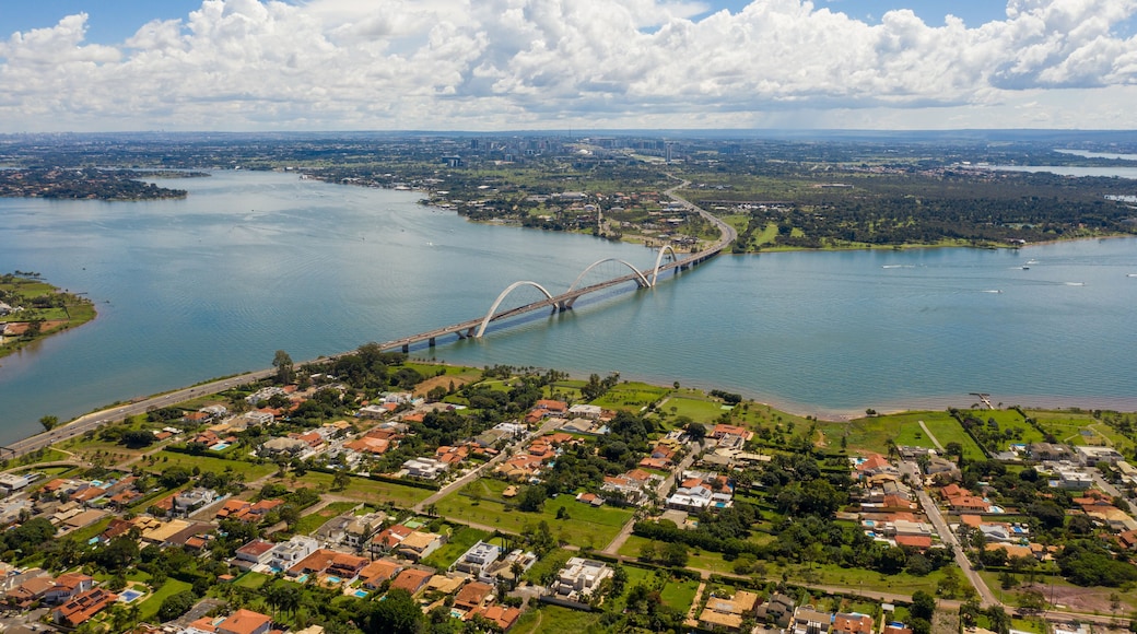 Brasilia's Juscelino Kubitschek bridge and Paranoa Lake