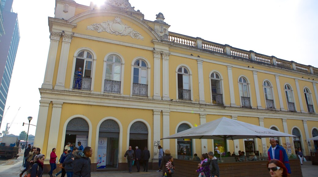 Public Market which includes street scenes and markets as well as a large group of people