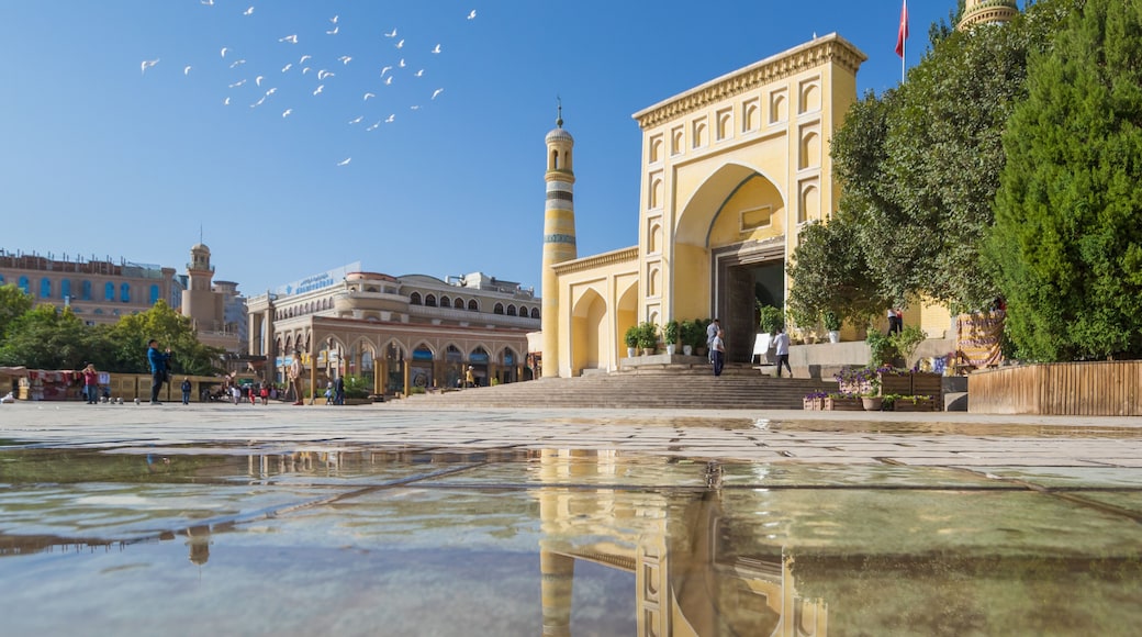 Kashgar, China - with more than 80% of the population made by Uyghurs, Kashgar displays a lot of Islamic landmarks. Here in particular the Id Kah Mosque, the biggest mosque in China